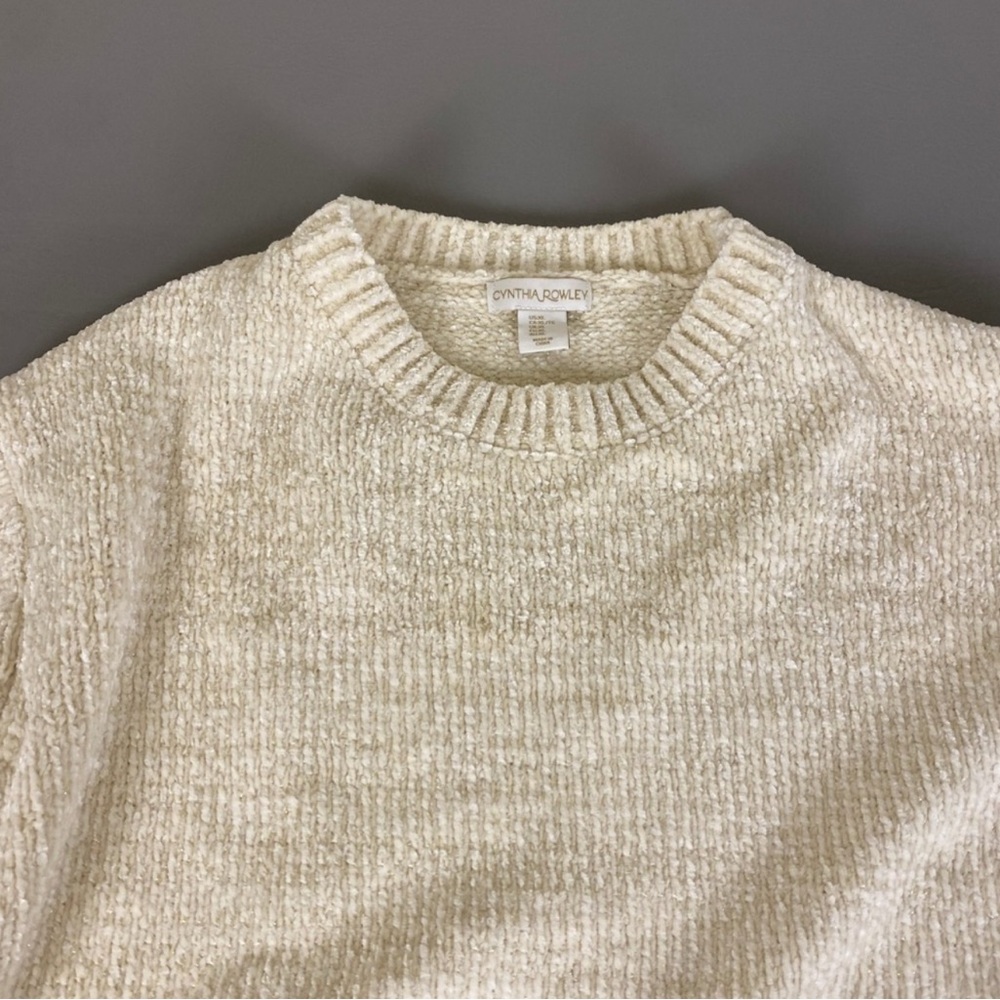 Cynthia Rowley Cream Chenille Knit Sweater | Size Medium | Excellent Condition - Picture 2 of 3